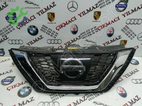 Nissan Qashqai Ön Panjur çıkma parça