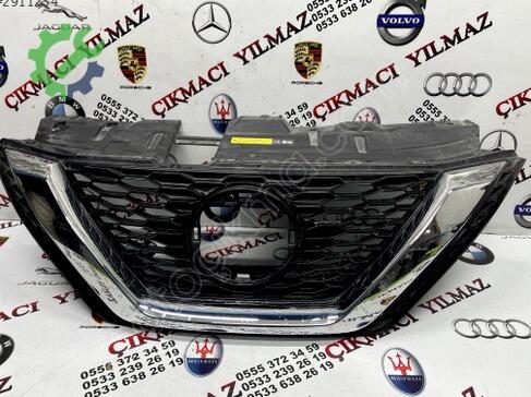 Nissan Qashqai Ön Panjur çıkma parça