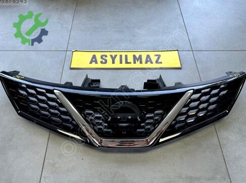 Nissan Qashqai Ön Panjur çıkma parça