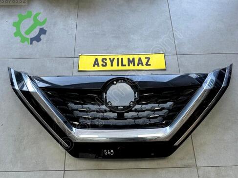 Nissan Qashqai Ön Panjur çıkma parça