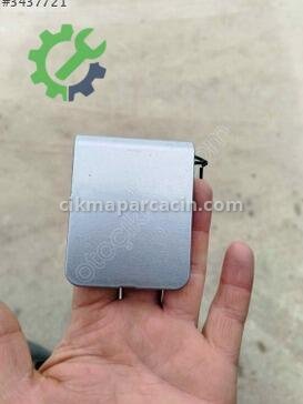 Nissan Qashqai Çeki Demir Kapağı çıkma parça