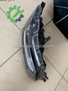 Nissan Qashqai Sağ Ön Far çıkma parça