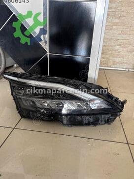 Nissan Qashqai Sağ Ön Far çıkma parça