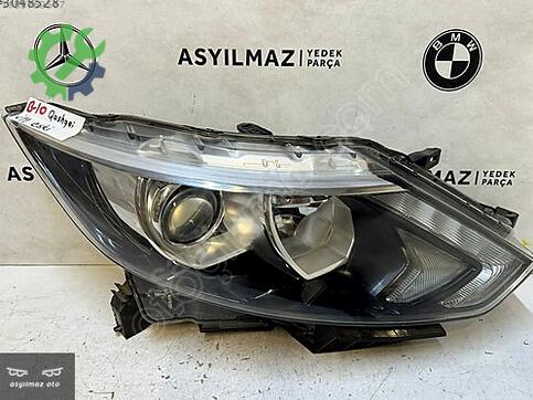 Nissan Qashqai Sağ Ön Far çıkma parça