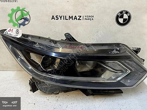 Nissan Qashqai Sağ Ön Far çıkma parça