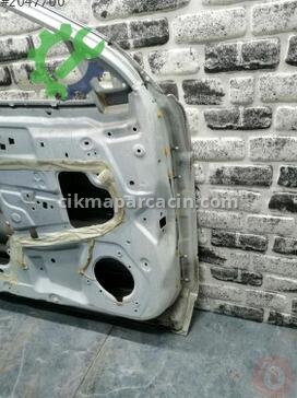 Nissan Qashqai Sol Ön Kapı çıkma parça