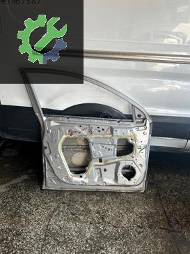 Nissan Qashqai Sol Ön Kapı çıkma parça
