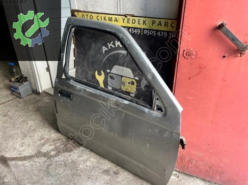 Nissan Skystar Sağ Ön Kapı çıkma parça