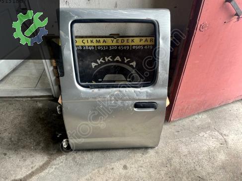 Nissan Skystar Sol Arka Kapı çıkma parça