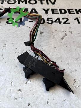 Nissan Terrano Cam Düğmesi çıkma parça