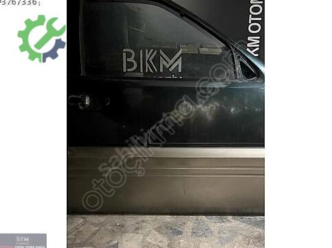 Nissan Terrano Kapı çıkma parça