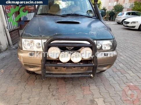 Nissan Terrano Kapı Menteşesi çıkma parça