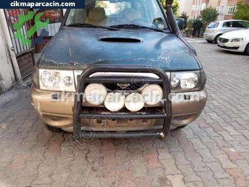 Nissan Terrano Panjur çıkma parça