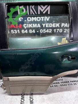Nissan Terrano Kapı çıkma parça