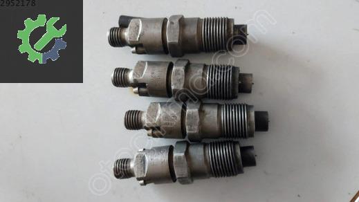 Nissan Vanetto Enjektör çıkma parça