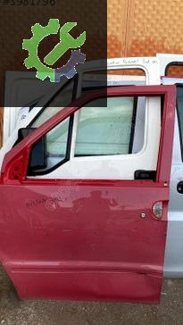 Nissan Vanetto Sol Ön Kapı çıkma parça