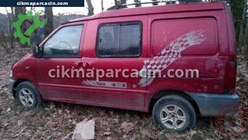 Nissan Vanetto Sağ Ön Kapı çıkma parça