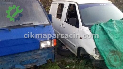 Nissan Vanetto Sağ Ön Kapı çıkma parça