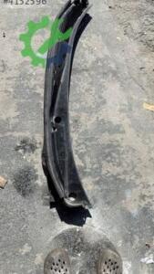 NiSSAN X-RAİL CAM ÖN IZGARA PLASTİĞİ