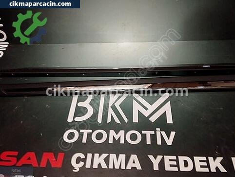 Nissan X-Trail Kapı Çıtası çıkma parça
