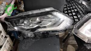 Nissan X-Trail Orijinal Çıkma Sol Far
