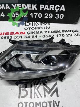 Nissan X-Trail Far çıkma parça