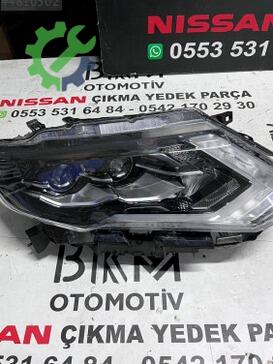 Nissan X-Trail Far çıkma parça
