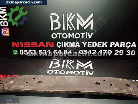 Nissan X-Trail Tampon Demiri çıkma parça