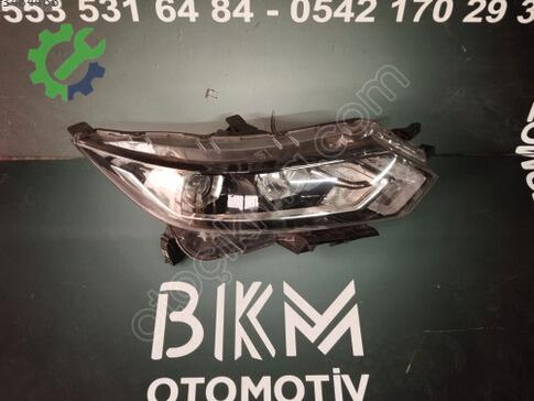 Nissan Primera Far çıkma parça