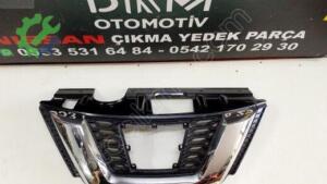 Nissan X-Trail Orijinal Çıkma Panjur (2. Adet)