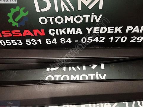Nissan X-Trail Kapı Çıtası çıkma parça