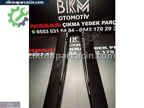 Nissan X-Trail Kapı Çıtası çıkma parça