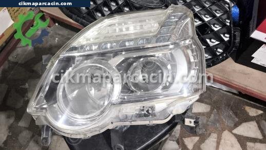Nissan X-Trail Far çıkma parça