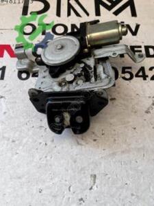 Nissan X-Trail Bagaj Kilidi Çıkma (2. Adet)