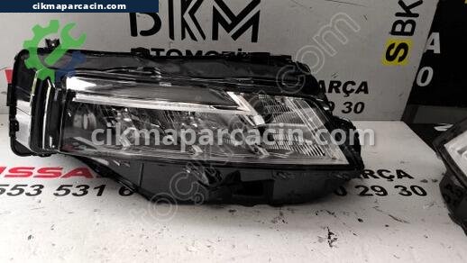 Nissan X-Trail Far çıkma parça