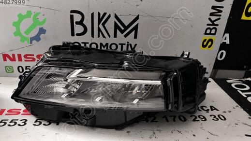 Nissan X-Trail Far çıkma parça