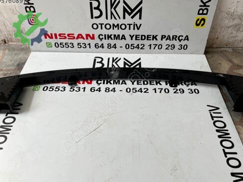 Nissan X-Trail Tampon Demiri çıkma parça