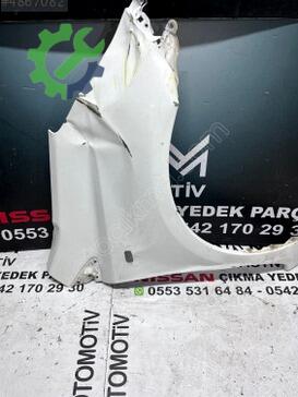 Nissan Note Çamurluk çıkma parça