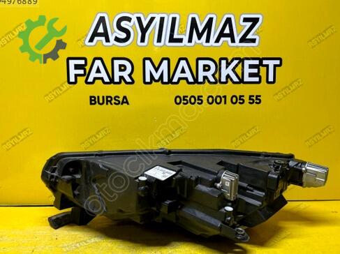 Skoda Octavia Sağ Ön Far 5E4941016A çıkma parça