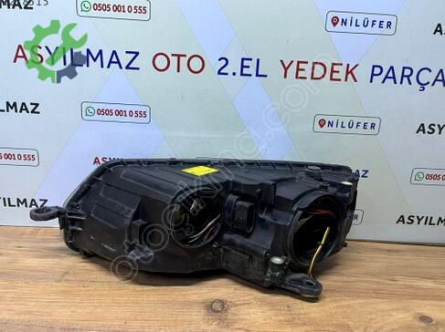 Skoda Octavia Sağ Ön Far 5E1941016 çıkma parça