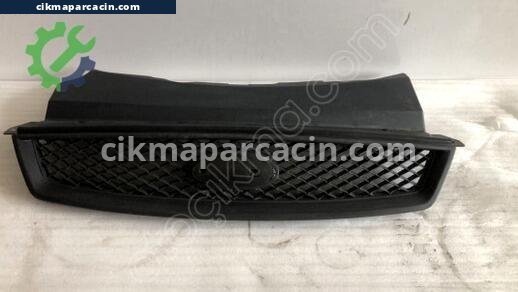 Ford Focus Ön Panjur çıkma parça
