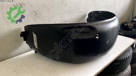 Volkswagen Transporter Davlumbaz 7H0810972C çıkma parça