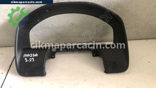Mazda 323 Gösterge Çerçevesi çıkma parça