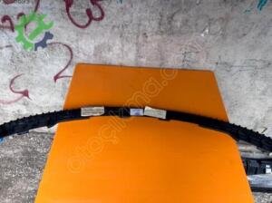 ÖN TAMPON DEMİR BRAKETİ GOLF5