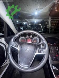 Opel Astra Benzinli Direksiyon Simidi Çıkma