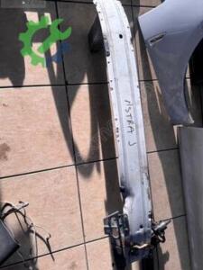 Opel Astra Benzinli Ön Tampon Demiri Çıkma