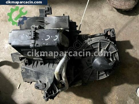 Opel Corsa Kalorifer Kutusu çıkma parça