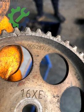 Opel Corsa Eksantrik Dişlisi 90528768 çıkma parça