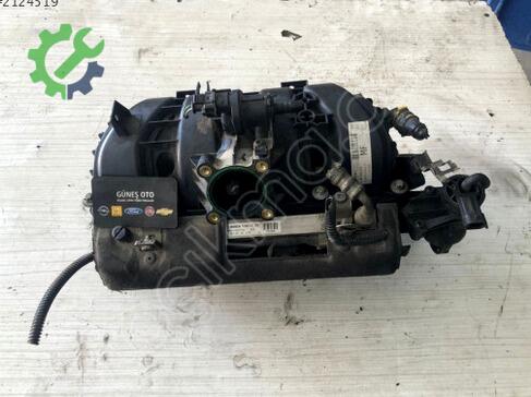 Opel Adam Emme Manifoldu çıkma parça