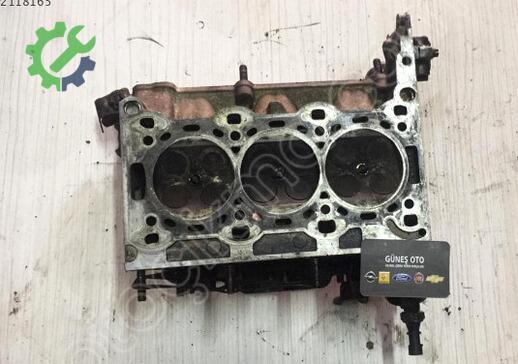 Opel Agila Silindir Kapağı 90529513 çıkma parça